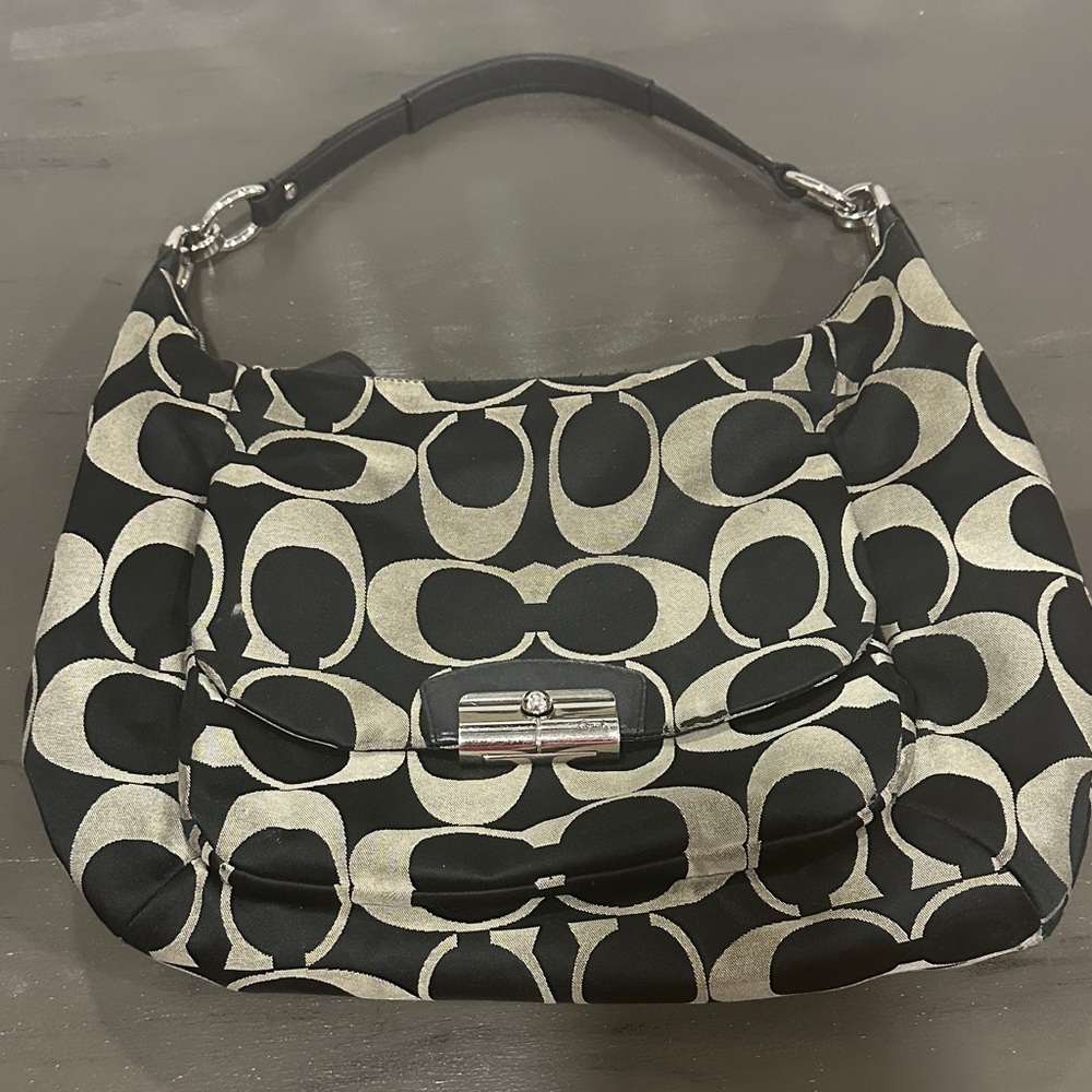 Coach Black and Cream Shoulder Bag - Picture 2 of 9